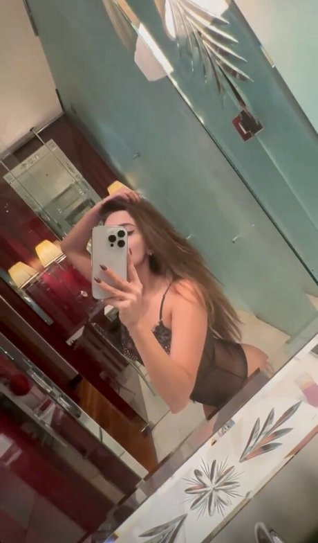 Cotimanzur sexy model image