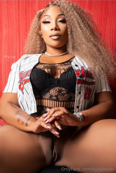 Bunz4ever perfect pornstar pic
