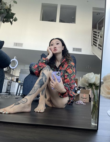 Billie Beaumont star nice images