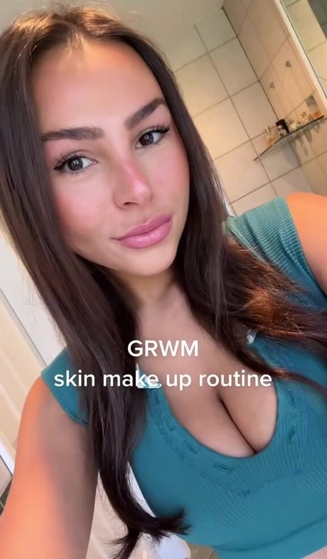 Faryn Corey free star archive