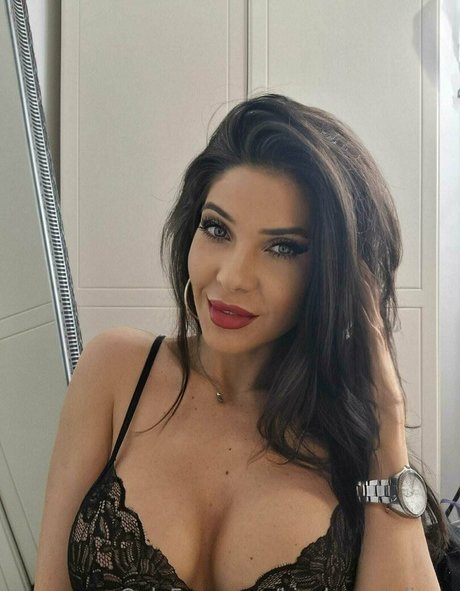 kinsleycatalinaa exclusive model archive