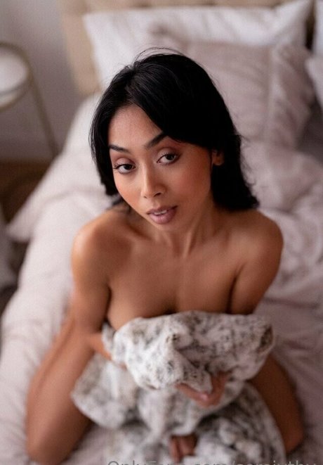 sereivthv pornstar adult photo