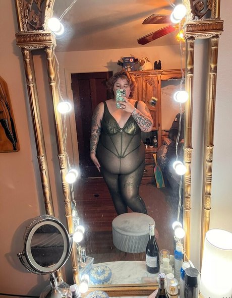 rainbowbelli model pretty gallery