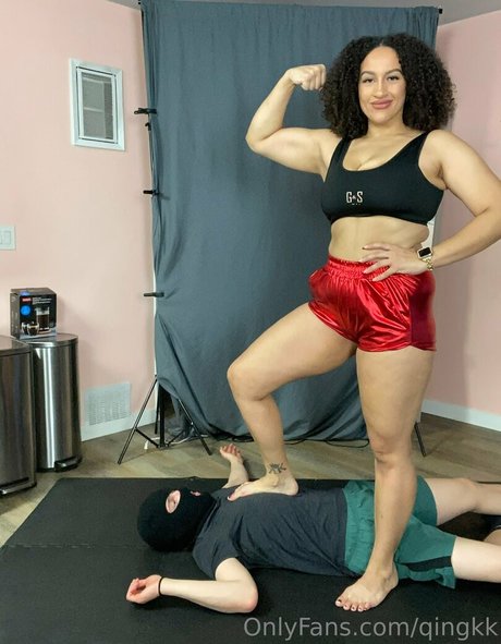 qingkk pornstar picture