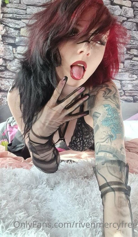 rivenmercyfree model sexy galleries