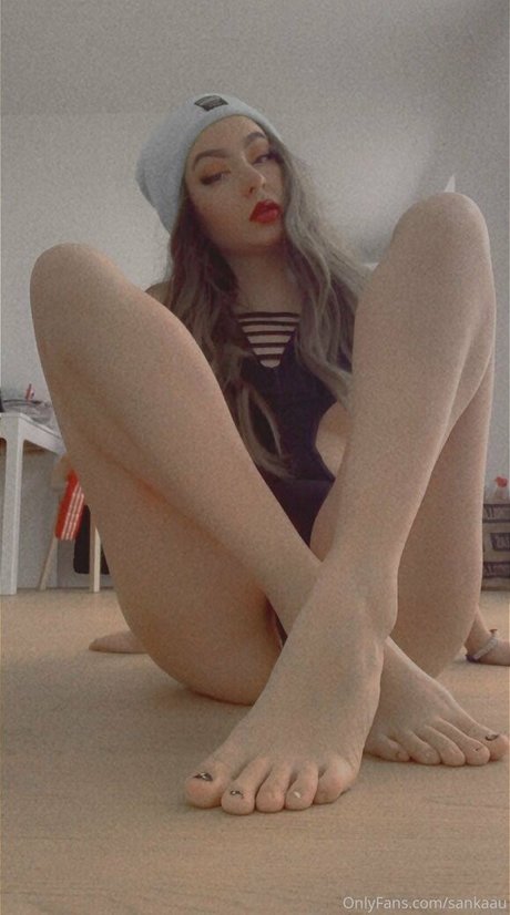 monamixxx exclusive actress img