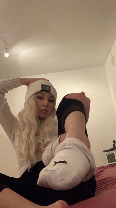 monamixxx pornstar beautiful pictures