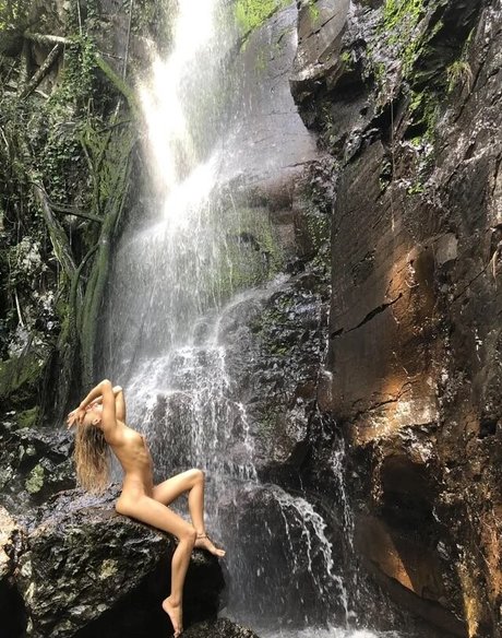 Shannonlouise model art archive