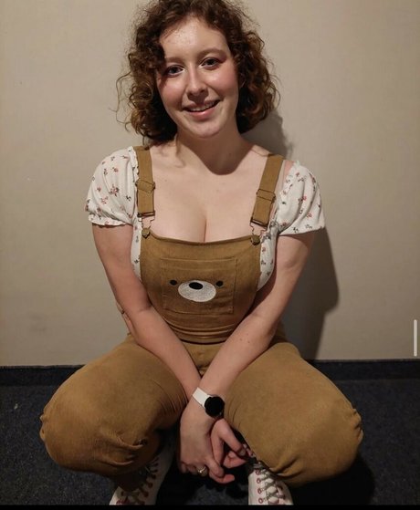 Lucyqueenofchaos model img