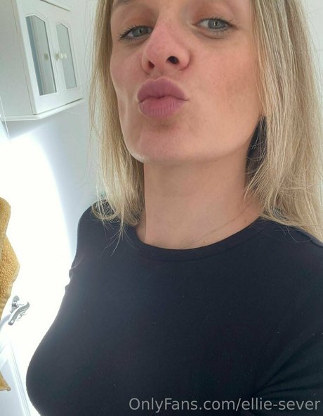 ellie sever naked actress image