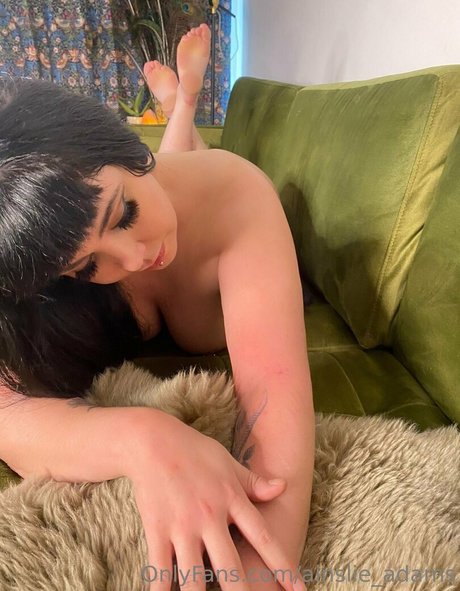 ainslie adams pretty star pictures