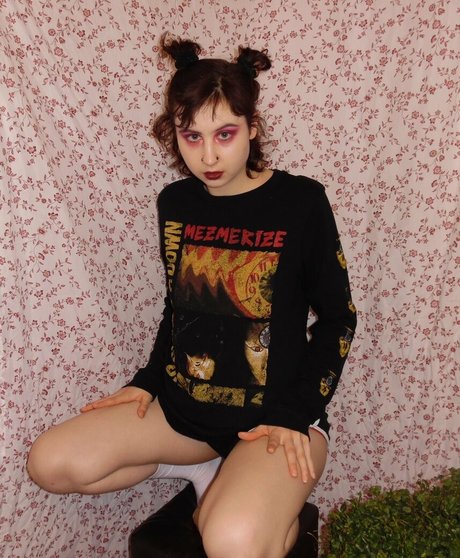 solveigkitty top model img