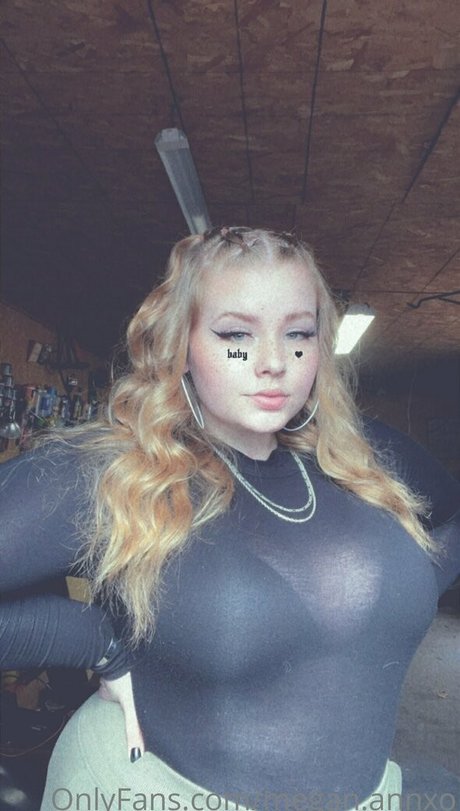 megan annxo actress img