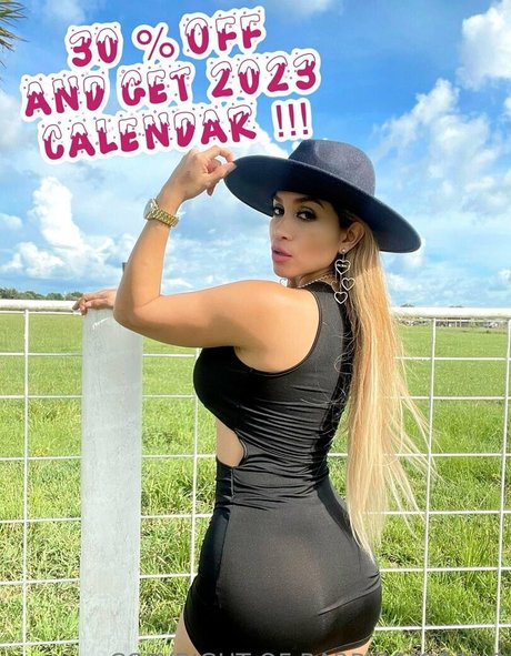 barbiemoreno tv model hot gallery