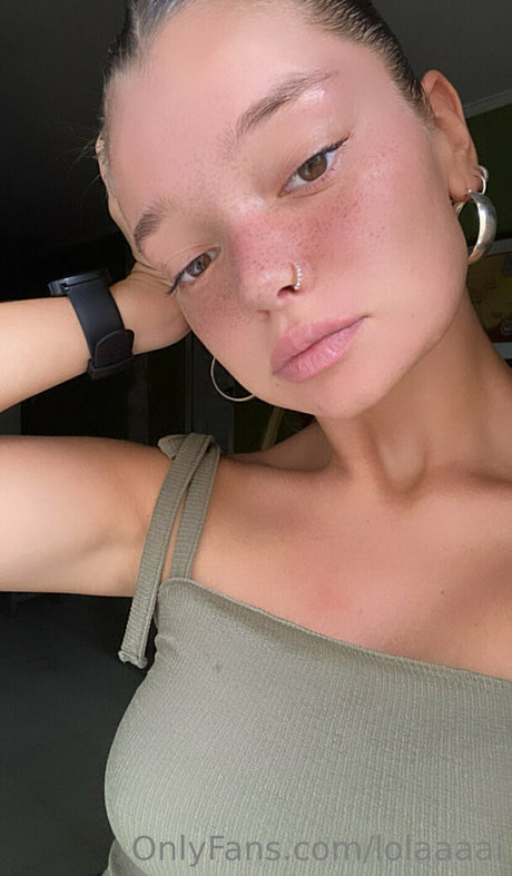 lolaaaai hd model images