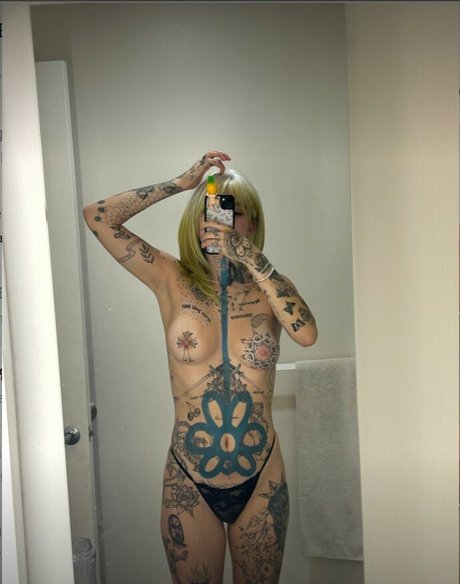 Coco Blake model hot galleries