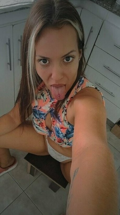 erica promo model adult picture