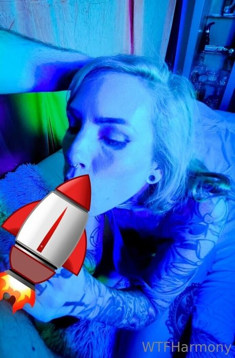 WtfHarmony star top archive