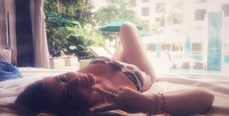 Anna Ilyasova nude star archive