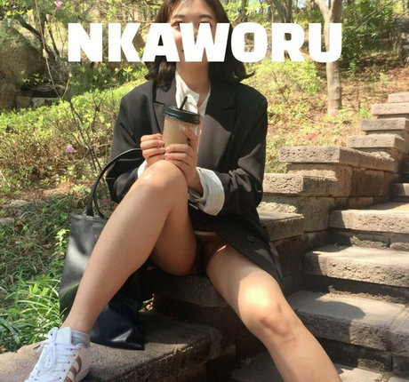 nkaworu pornographic actress picture
