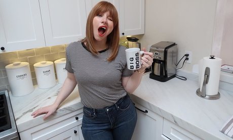 Bryce Dallas Howard model high quality archive