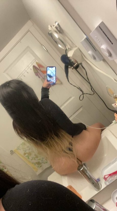 lilshitterpoopie star nude pictures