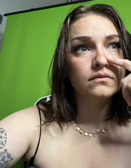 ginger male onlyfans top pic