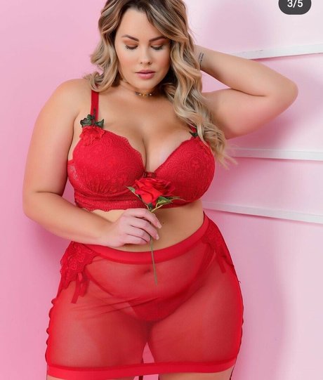 Emily Luis Leon top model pics