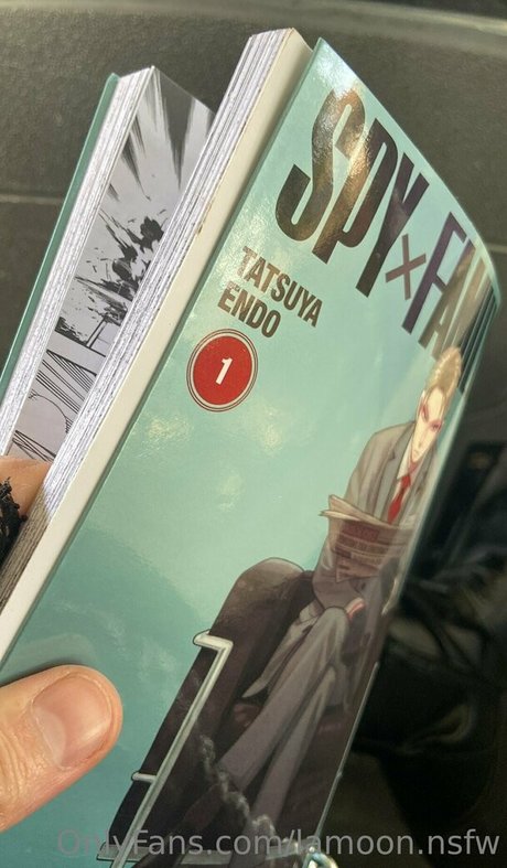 lamoon nsfw naked model gallery