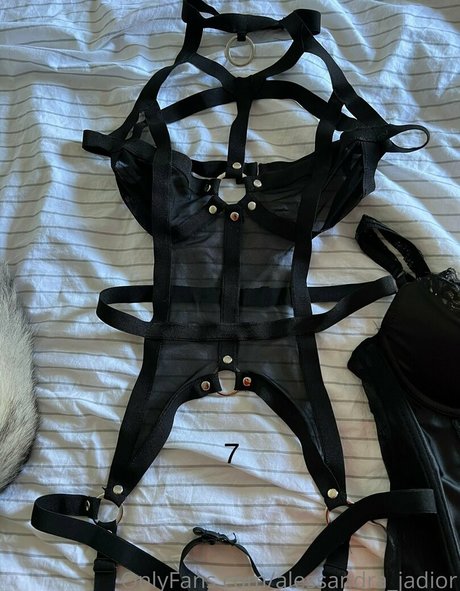 alessandra jadior model free pictures