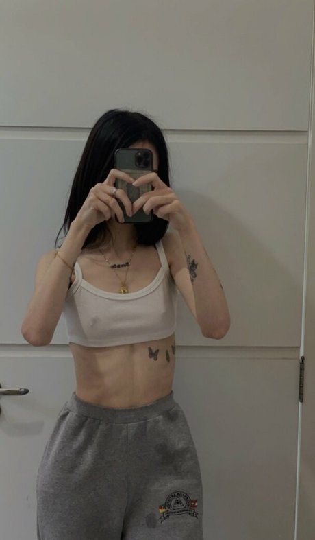 Su Aikyo art actress pics