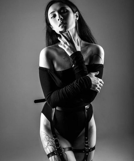 Milkakit star naked pictures