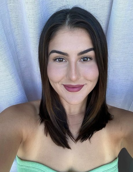 Bianca Andreescu pornstar adult photo