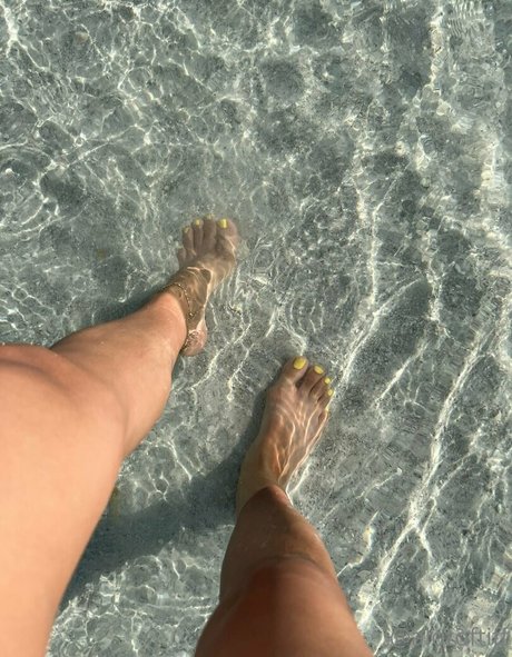 alotoftiff nudes model pics