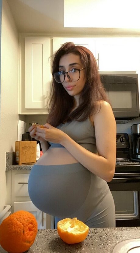 emberbastet star naked image