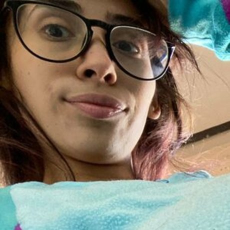 emberbastet pretty model photos