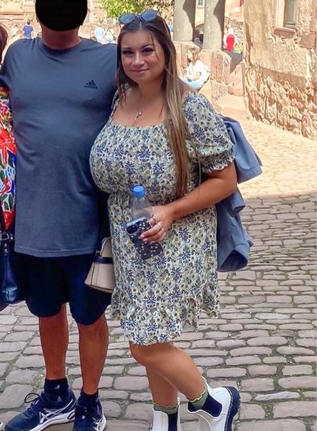 Lauren Risotti nude actress img