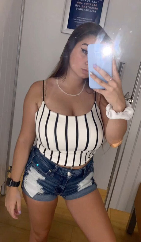 Lauren Risotti pornstar top picture