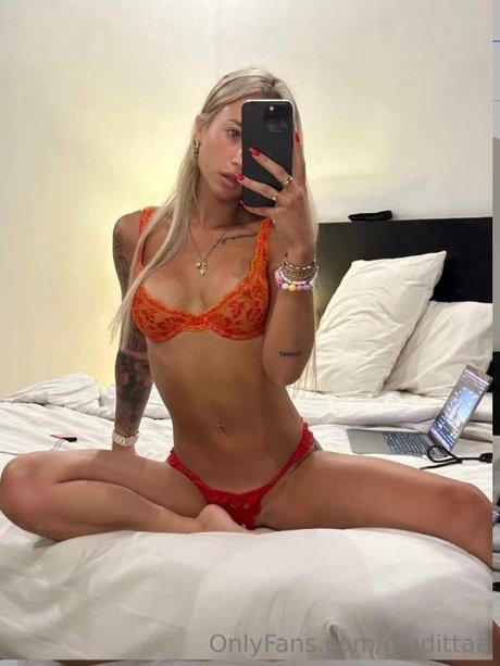 Judit Giudittaa Jucmis nudes model pic