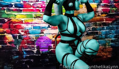 Synthetika Lynn xxx model image