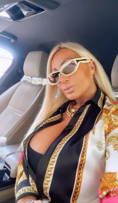 Mara Traversi star nude img