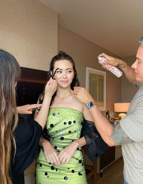 Jessica Yu Li Henwick pornstar sexy archive