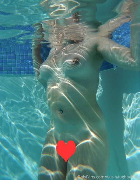 wet naughty kitty erotic star images