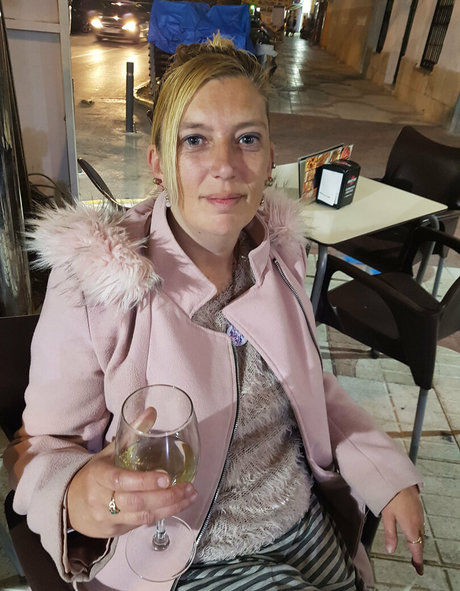 wet naughty kitty star top img