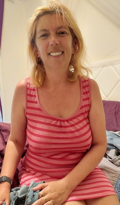 mom daughter onlyfans perfect pics