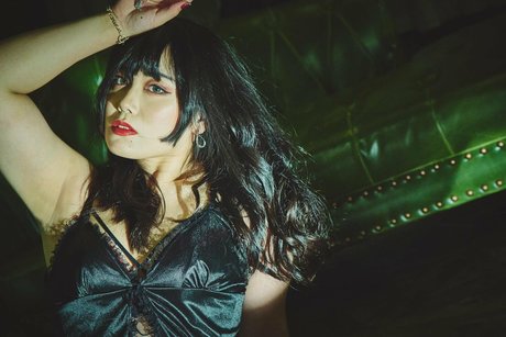 thick asian onlyfans sexy nude gallery