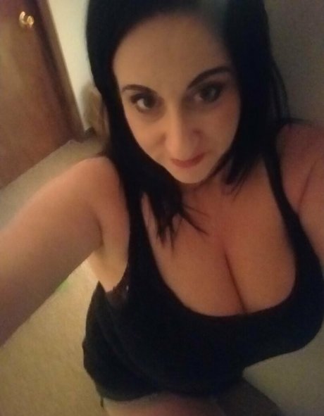 sisters onlyfans nude photo