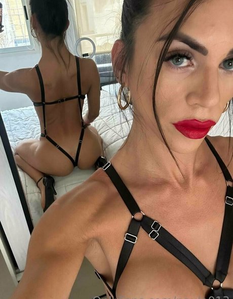 paula013 sexy star pics