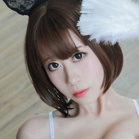 Niceoppi hot pornstar photos