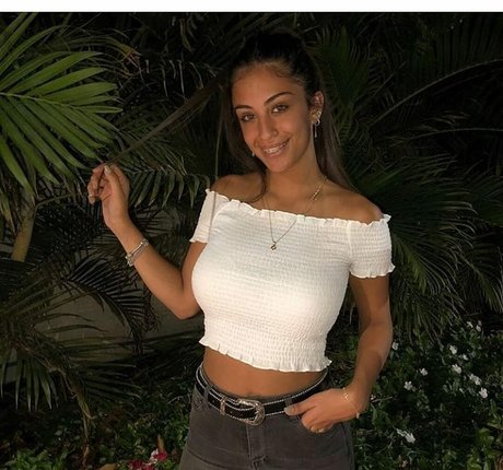 asian bunny onlyfans top pic